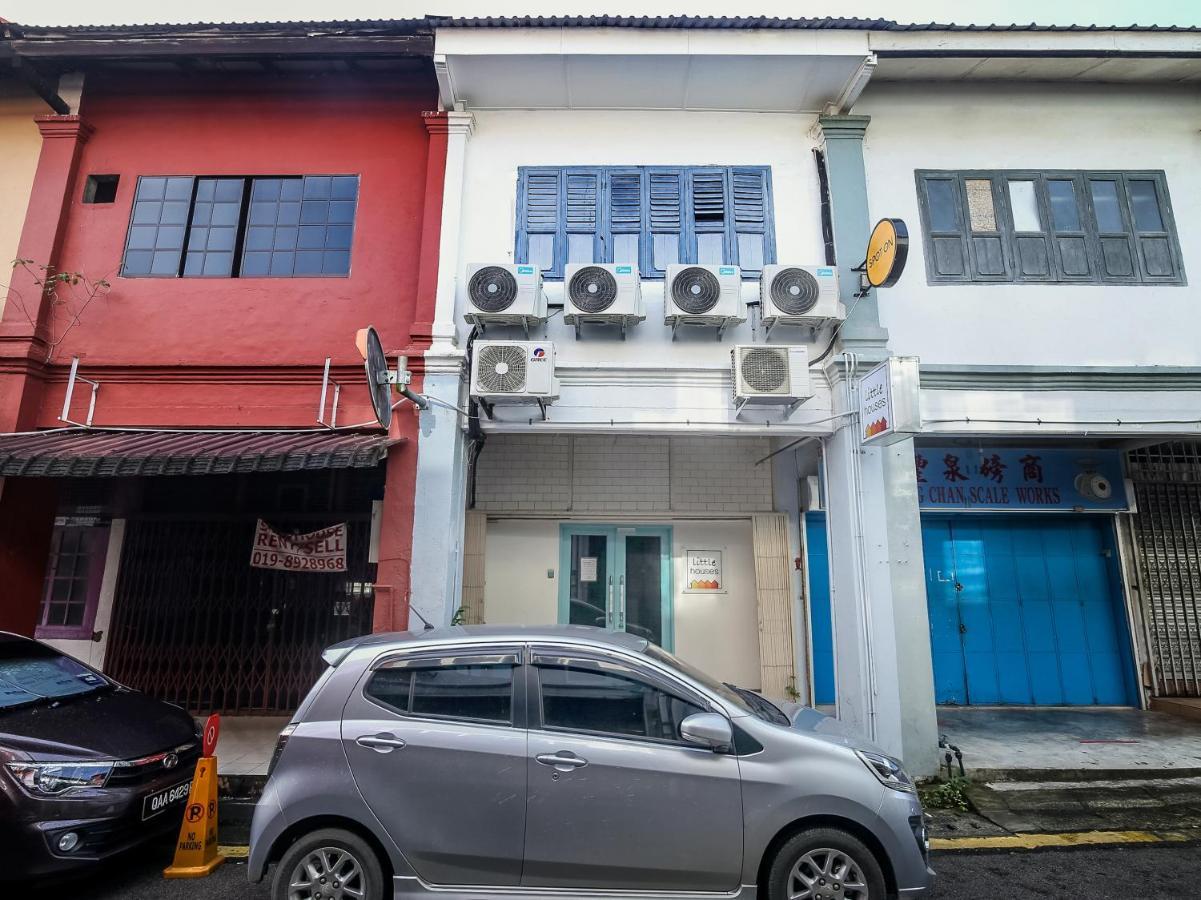 Hostel Little Houses Kuching Zewnętrze zdjęcie